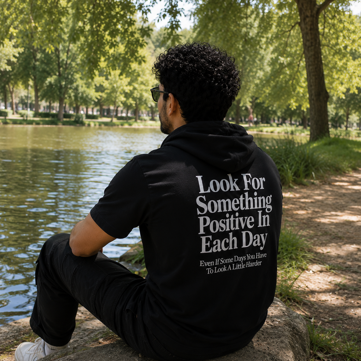 Hooded T-Shirt LANSARI — Noir ou Blanc, coton premium
